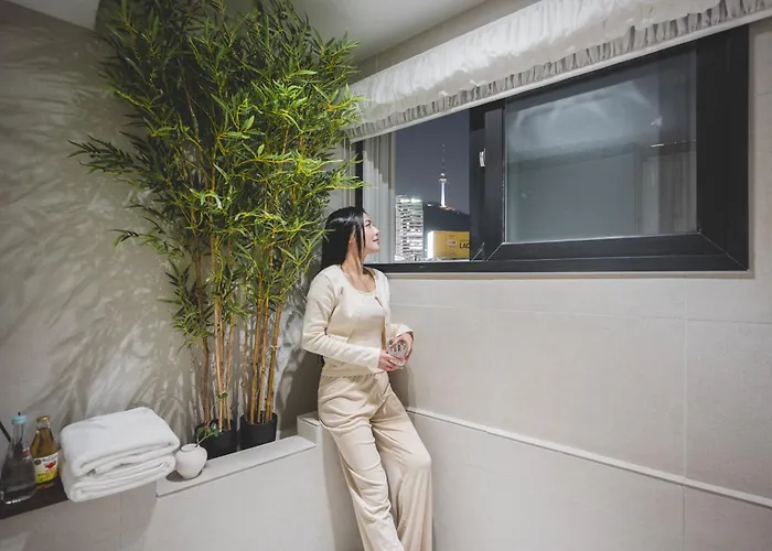Aparthotel Stayteoul Station Bath Seoul